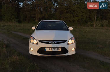 Хэтчбек Hyundai i30 2011 в Шепетовке