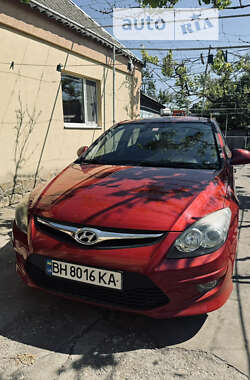 Хэтчбек Hyundai i30 2011 в Одессе