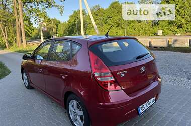 Хэтчбек Hyundai i30 2011 в Виннице