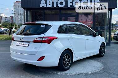 Универсал Hyundai i30 2013 в Киеве