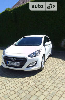 Универсал Hyundai i30 2015 в Одессе