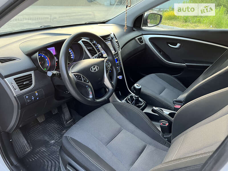 Універсал Hyundai i30 2017 в Трускавці фото 11 Універсал Hyundai i30 2017 в Трускавці