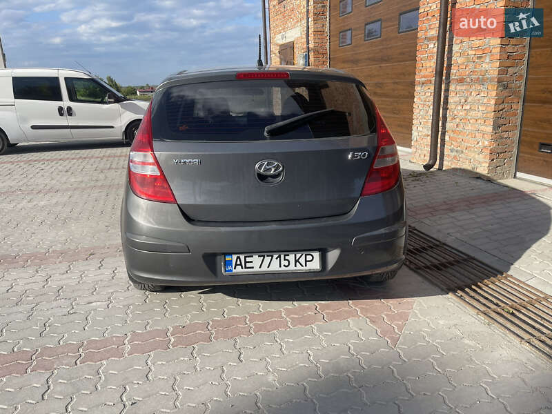 Хэтчбек Hyundai i30 2008 в Тернополе