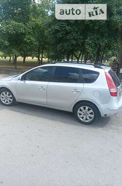 Универсал Hyundai i30 2009 в Кривом Роге