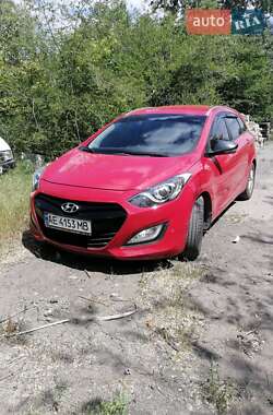 Універсал Hyundai i30 2012 в Дніпрі