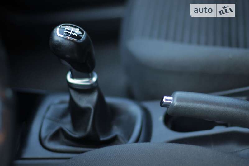 Универсал Hyundai i30 2011 в Пустомытах