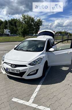 Хэтчбек Hyundai i30 2014 в Киеве