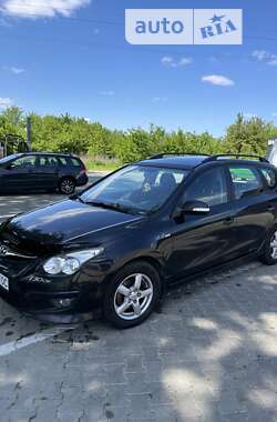 Універсал Hyundai i30 2010 в Львові