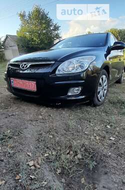 Хетчбек Hyundai i30 2009 в Конотопі