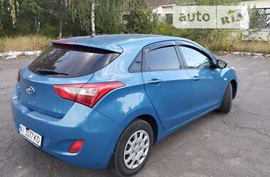 Хэтчбек Hyundai i30 2013 в Вышгороде