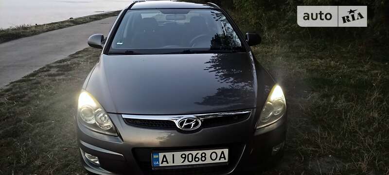 Хетчбек Hyundai i30 2010 в Українці