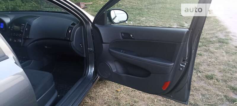 Хетчбек Hyundai i30 2010 в Українці