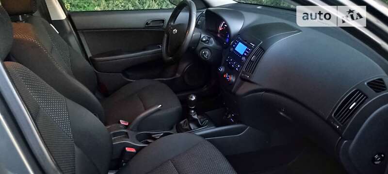 Хетчбек Hyundai i30 2010 в Українці