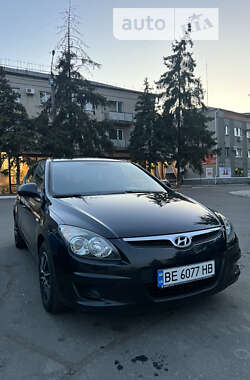 Хэтчбек Hyundai i30 2009 в Первомайске