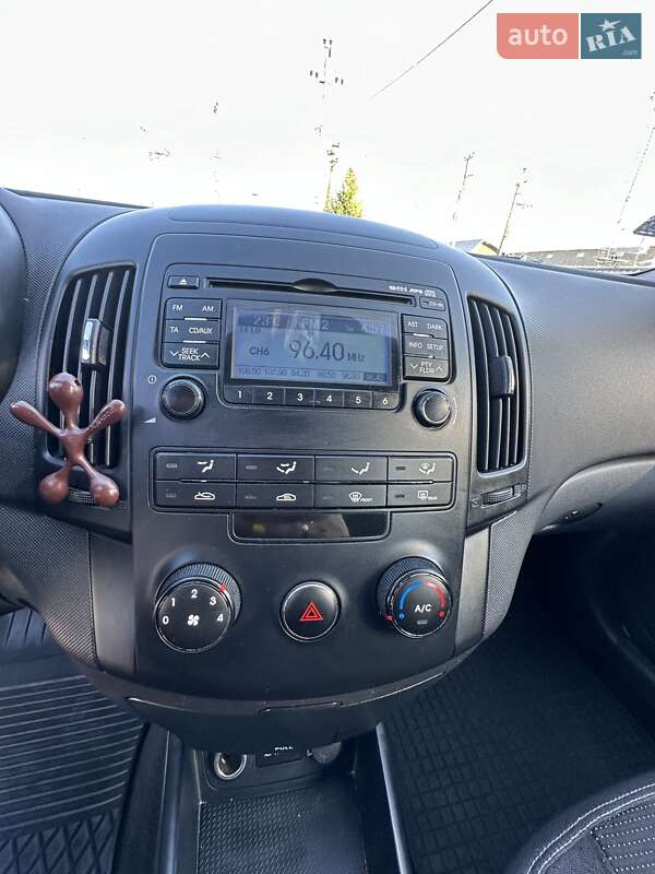 Хэтчбек Hyundai i30 2009 в Буче