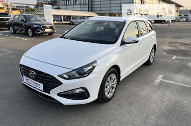 Универсал Hyundai i30 2021 в Киеве