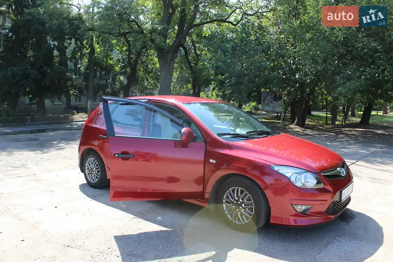 Hyundai i30 2011