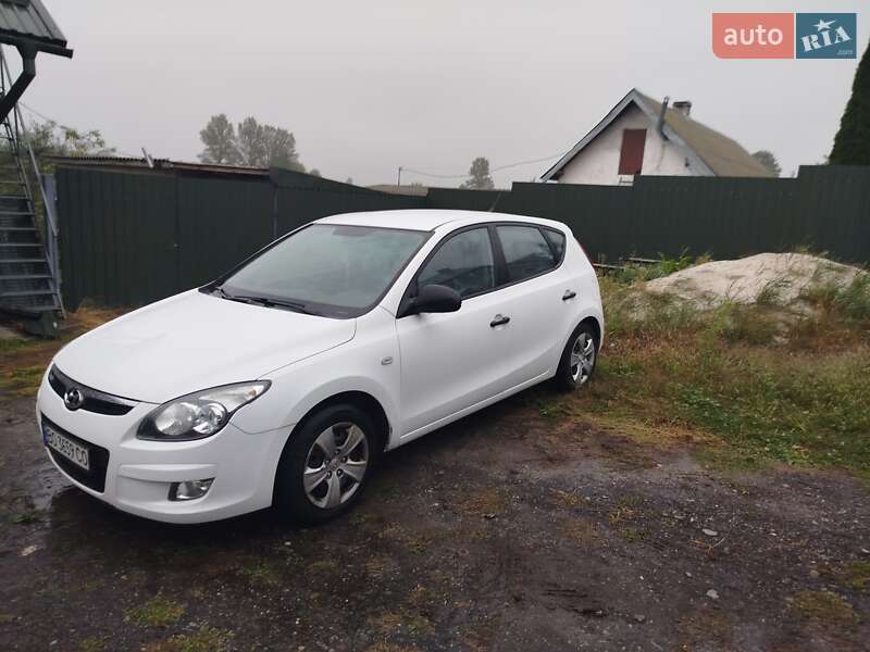 Хетчбек Hyundai i30 2010 в Тернополі