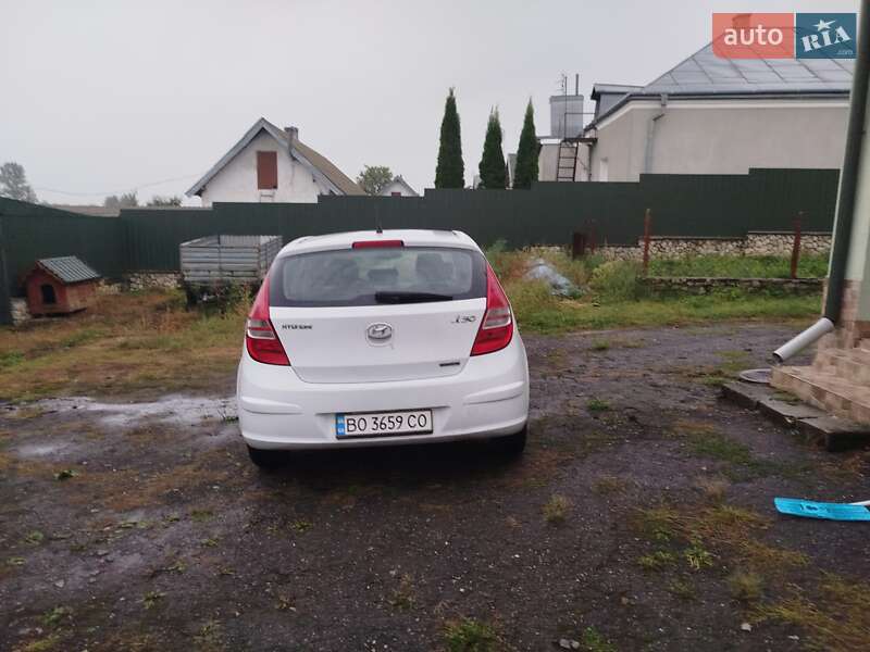 Хетчбек Hyundai i30 2010 в Тернополі