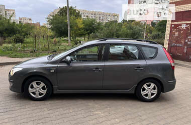 Универсал Hyundai i30 2011 в Одессе