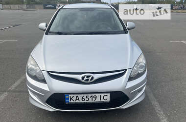 Хэтчбек Hyundai i30 2011 в Киеве