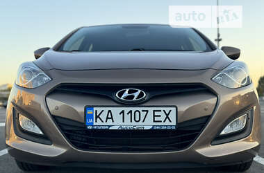 Хэтчбек Hyundai i30 2012 в Киеве