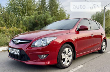 Хетчбек Hyundai i30 2011 в Києві