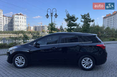 Универсал Hyundai i30 2015 в Ивано-Франковске