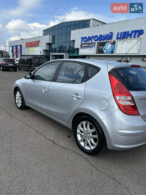 Хэтчбек Hyundai i30 2008 в Ковеле фото 8 Хэтчбек Hyundai i30 2008 в Ковеле