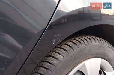 Хэтчбек Hyundai i30 2010 в 