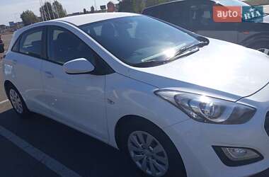 Hyundai i30 2016