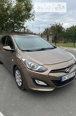 Хэтчбек Hyundai i30 2012 в Львове