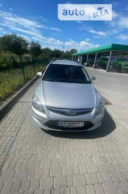 Универсал Hyundai i30 2012 в Бориславе