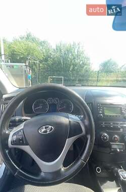 Универсал Hyundai i30 2012 в Бориславе