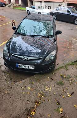 Хэтчбек Hyundai i30 2011 в Ровно