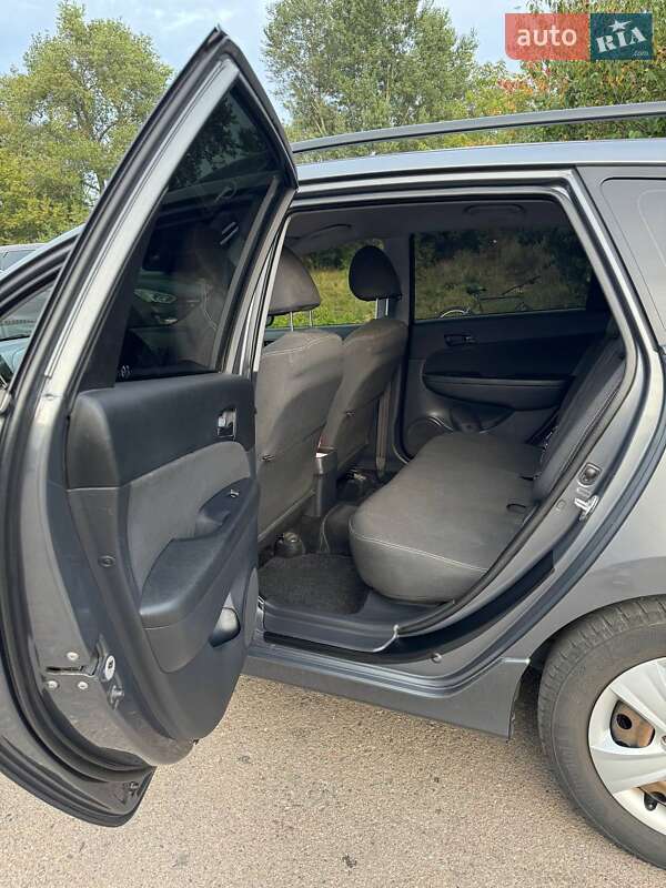 Универсал Hyundai i30 2011 в Бердичеве