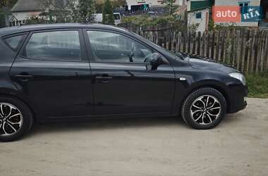 Хетчбек Hyundai i30 2009 в Хмільнику