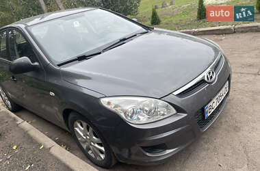 Хэтчбек Hyundai i30 2007 в 