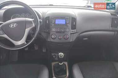 Универсал Hyundai i30 2010 в Баштанке