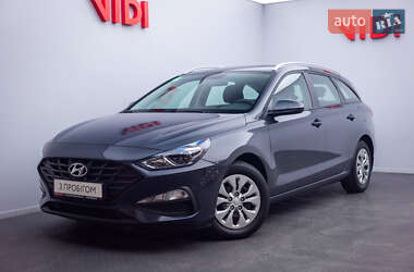 Hyundai i30 2021