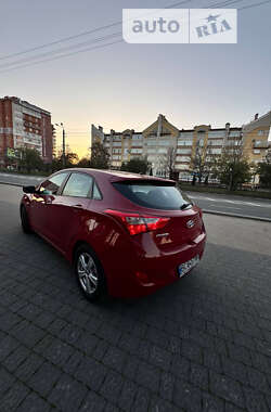 Хэтчбек Hyundai i30 2012 в Ивано-Франковске