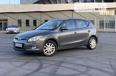 Хэтчбек Hyundai i30 2008 в Львове