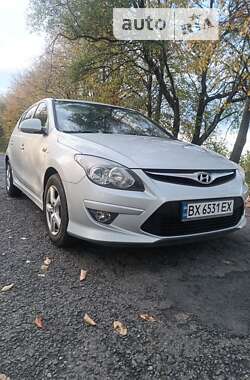 Хетчбек Hyundai i30 2010 в Старокостянтинові