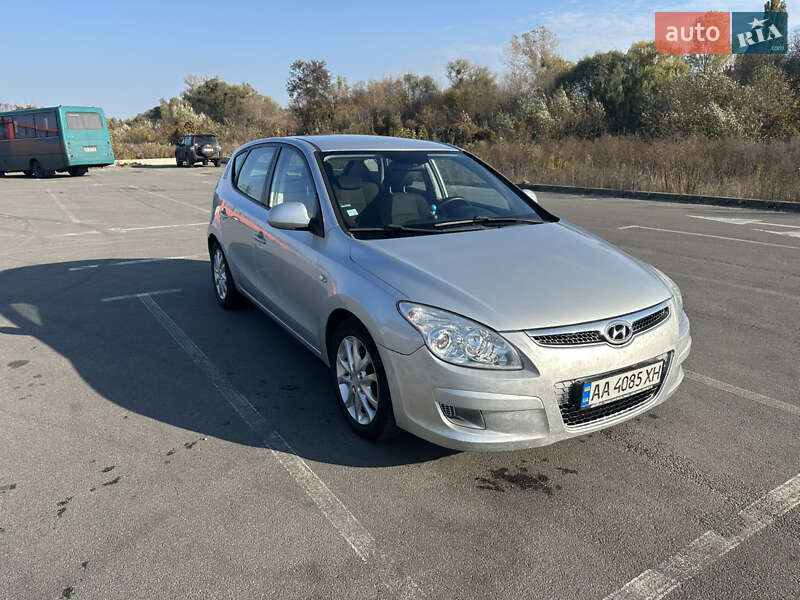 Hyundai i30 2008