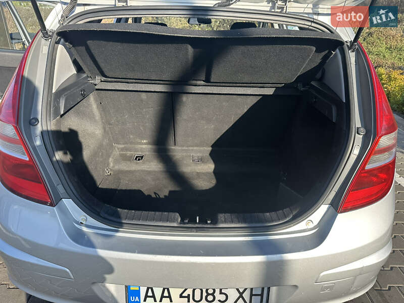 Хетчбек Hyundai i30 2008 в Києві