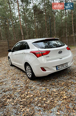 Хэтчбек Hyundai i30 2014 в Луцке