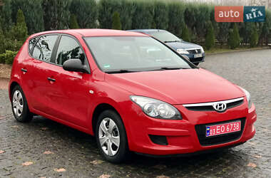 Хэтчбек Hyundai i30 2009 в Житомире