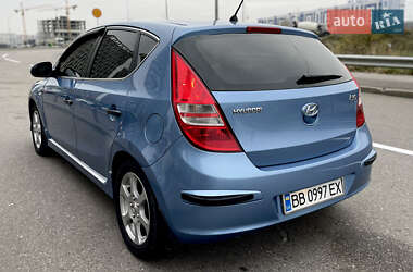 Хэтчбек Hyundai i30 2011 в Ровно