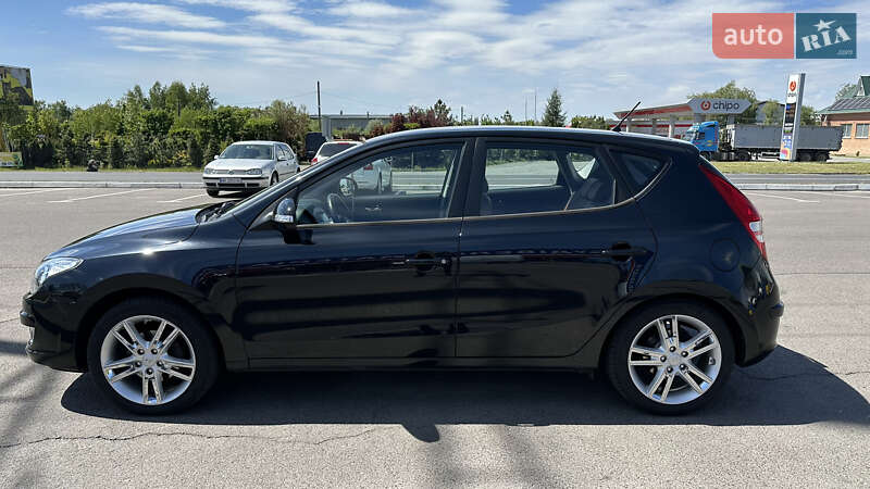 Хетчбек Hyundai i30 2009 в Луцьку