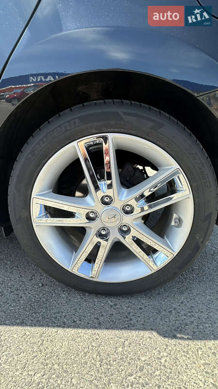 Хетчбек Hyundai i30 2009 в Луцьку